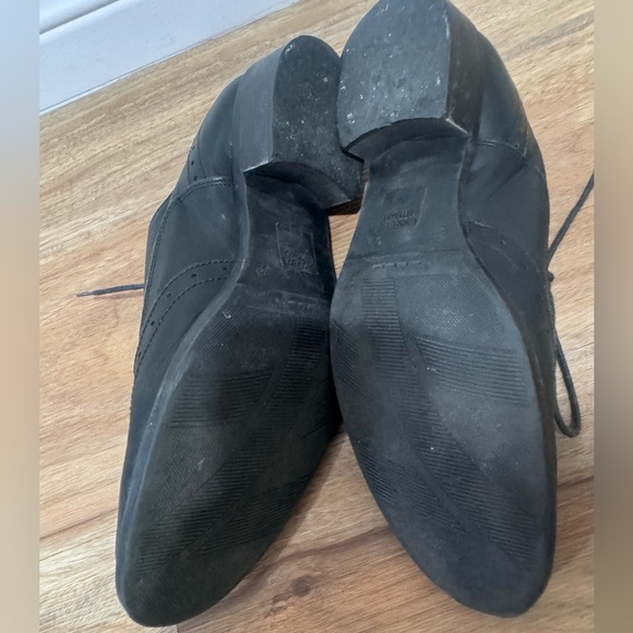 Black Leather Oxford Shoes - Picture 8 of 10